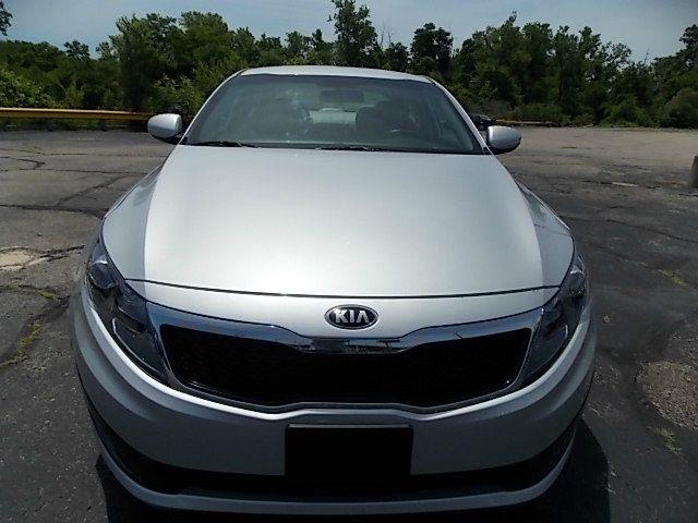 Kia Optima 2013 photo 2