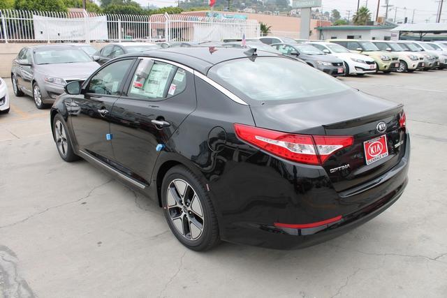 Kia Optima 2013 photo 2