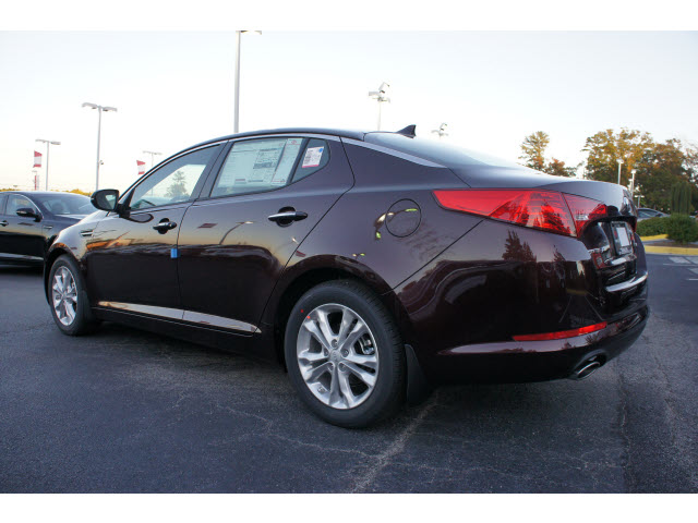 Kia Optima 2013 photo 3