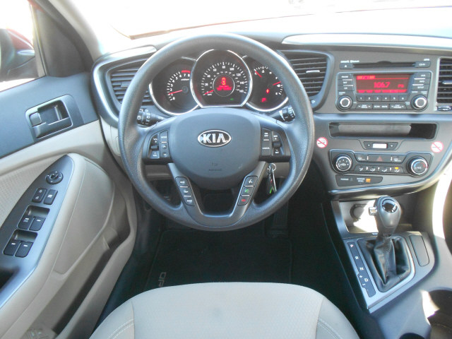 Kia Optima 2013 photo 4
