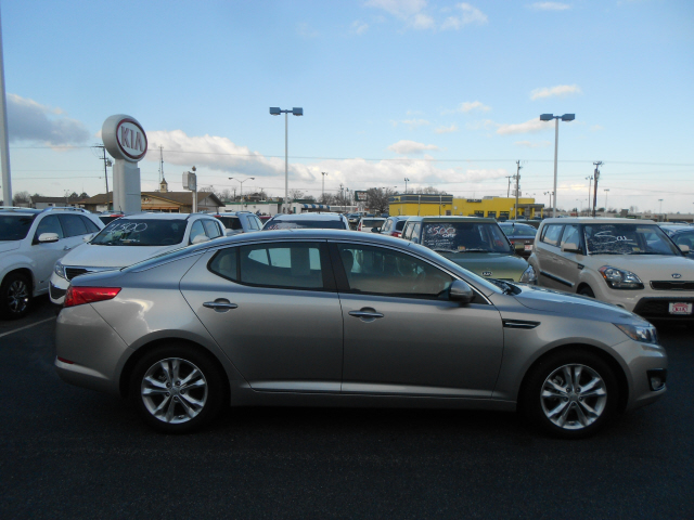 Kia Optima Elk Conversion Van Unspecified