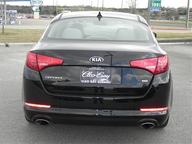 Kia Optima 2013 photo 3