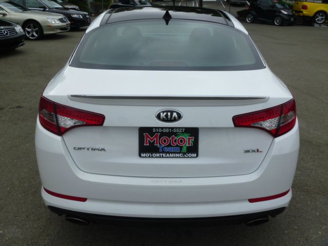 Kia Optima 2013 photo 40