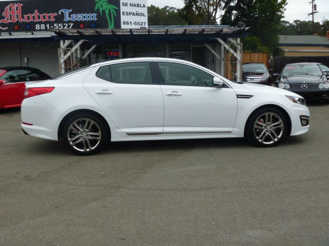 Kia Optima 2013 photo 43