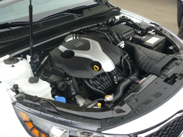 Kia Optima 2013 photo 7