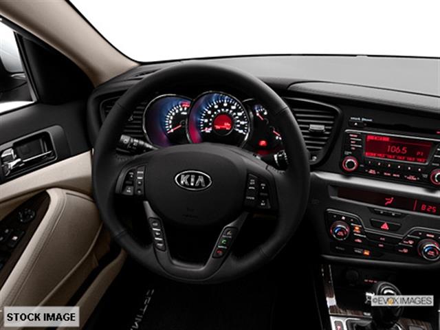 Kia Optima 2013 photo 1