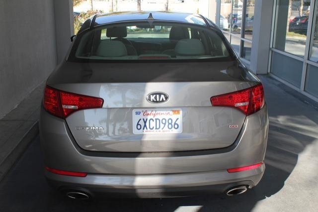 Kia Optima 2013 photo 1