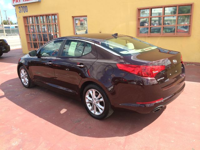 Kia Optima 11275 Sedan