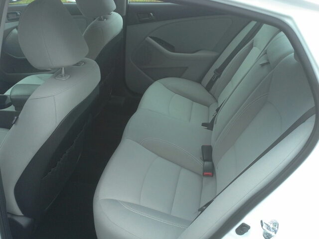 Kia Optima 11275 Sedan