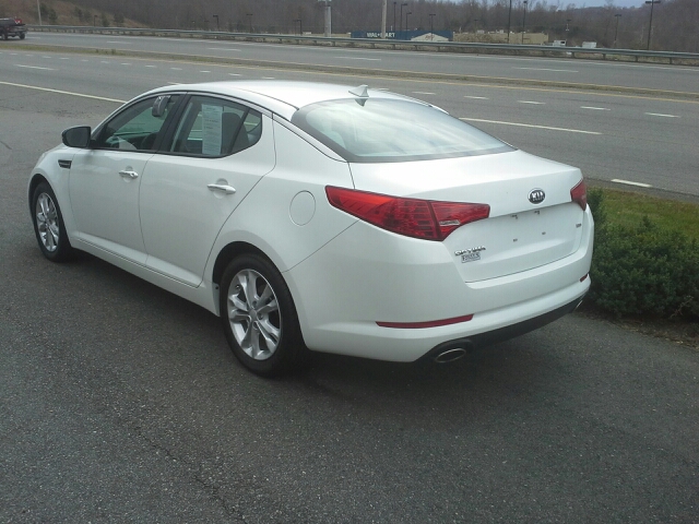 Kia Optima 2013 photo 2