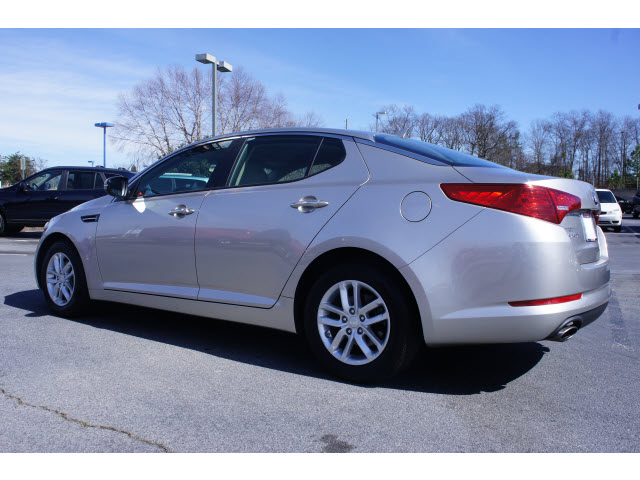 Kia Optima 2013 photo 1