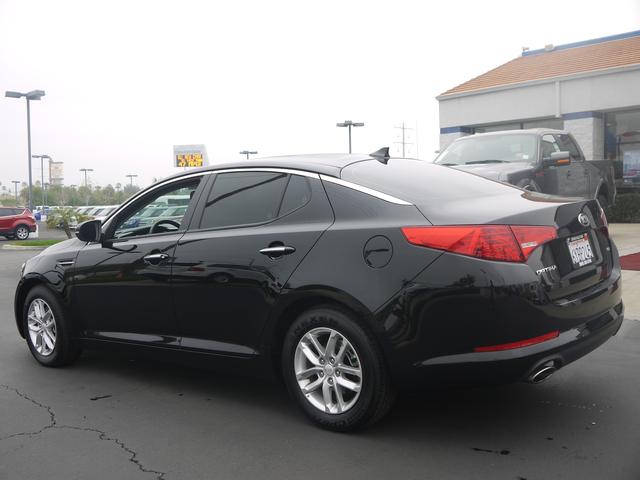 Kia Optima 2013 photo 3