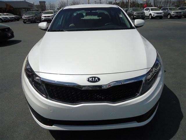 Kia Optima 2013 photo 2