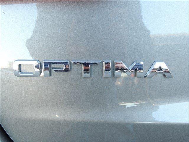 Kia Optima 2014 photo 1