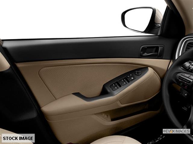 Kia Optima Elk Conversion Van Sedan