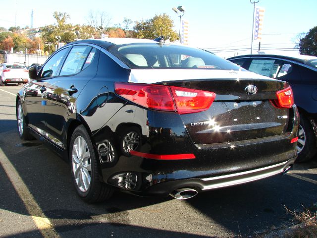 Kia Optima 2014 photo 2