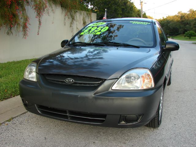 Kia Rio 2003 photo 1