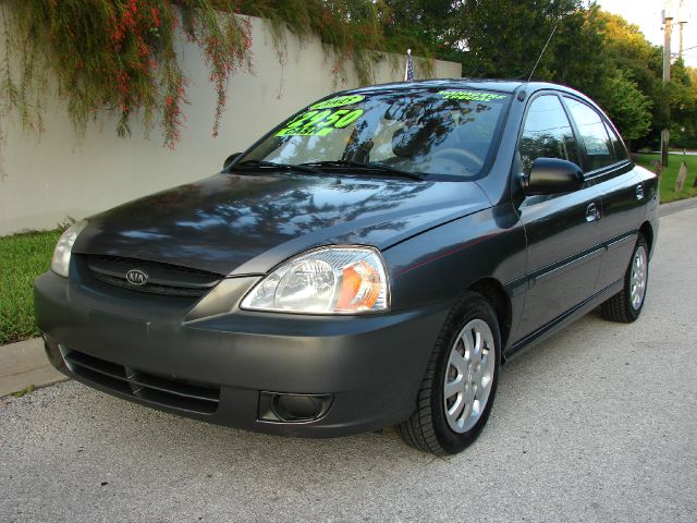 Kia Rio 2003 photo 3