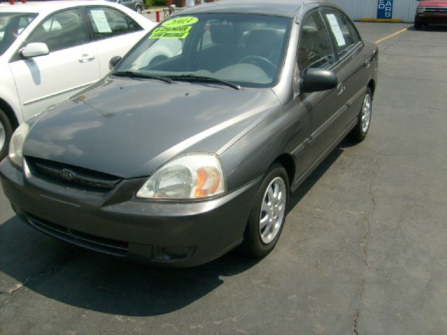 Kia Rio 2003 photo 1