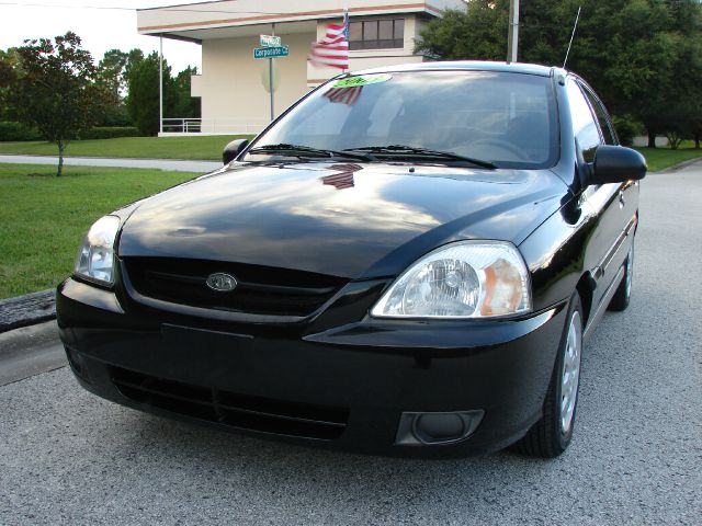 Kia Rio 2003 photo 2