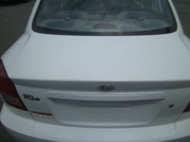 Kia Rio 2004 photo 1