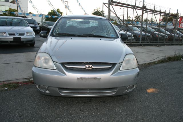 Kia Rio 2004 photo 3