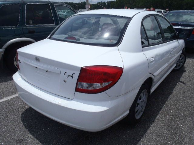 Kia Rio 2005 photo 4