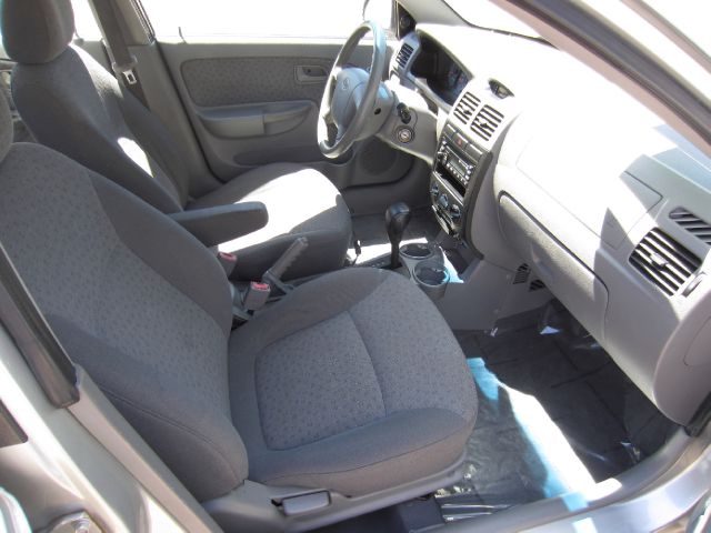 Kia Rio 2005 photo 1