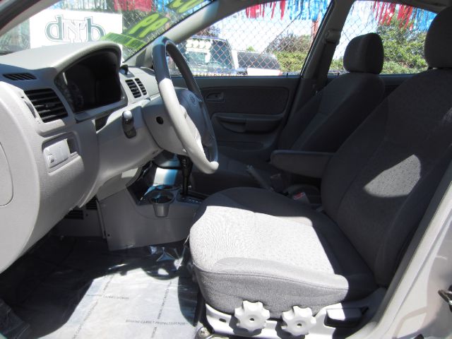 Kia Rio 2005 photo 3