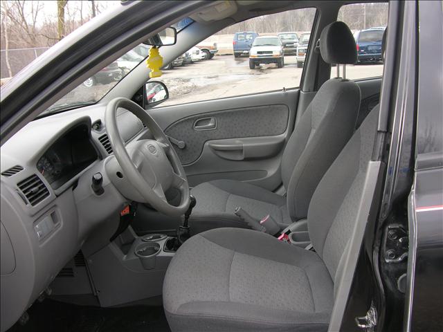 Kia Rio 2005 photo 4