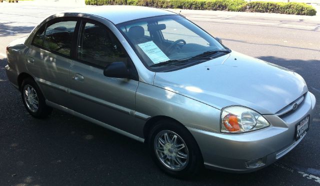 Kia Rio 3.5tl W/tech Pkg Sedan