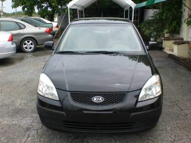 Kia Rio 2006 photo 10