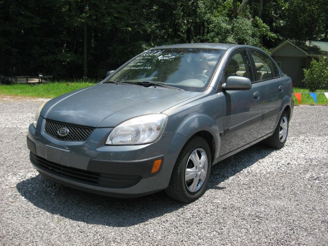 Kia Rio 2006 photo 1