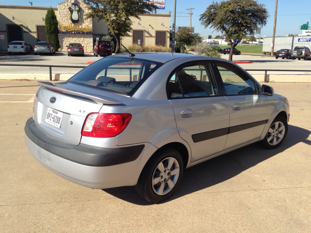 Kia Rio 2007 photo 4