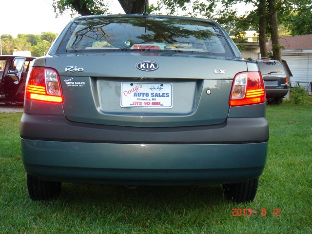 Kia Rio 2007 photo 1