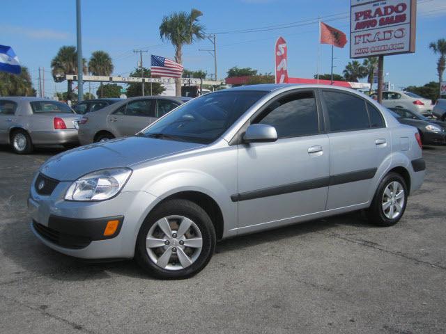 Kia Rio 2008 photo 1