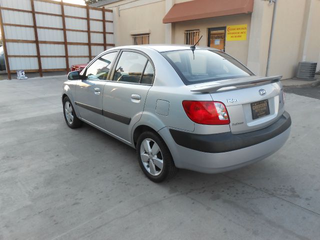 Kia Rio 2008 photo 2
