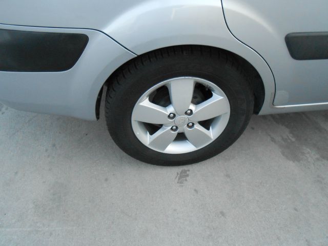Kia Rio 2008 photo 4