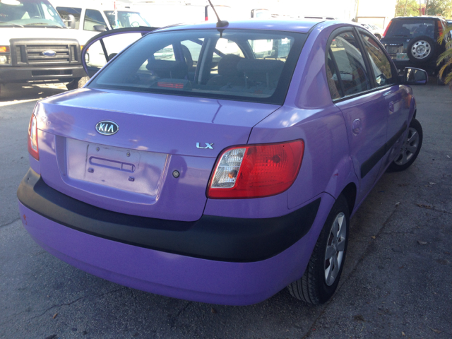 Kia Rio 2009 photo 4