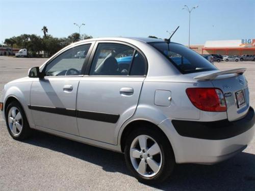 Kia Rio 2009 photo 2