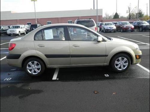 Kia Rio 2009 photo 3