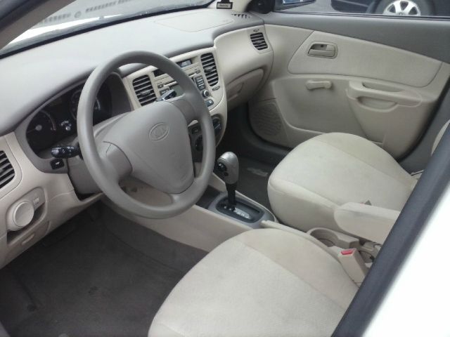 Kia Rio 2009 photo 4