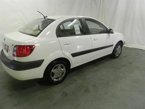 Kia Rio 2009 photo 2