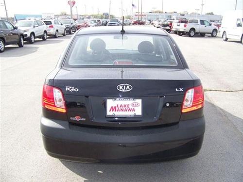 Kia Rio 2009 photo 4