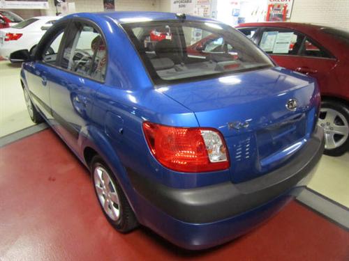 Kia Rio 2009 photo 3