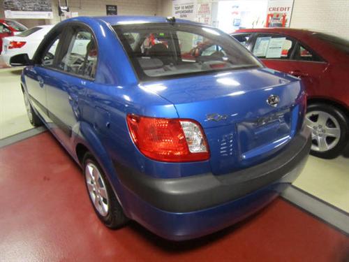 Kia Rio 2009 photo 4