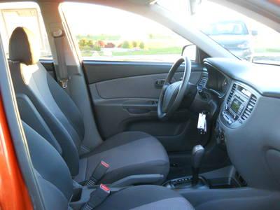 Kia Rio 2009 photo 1