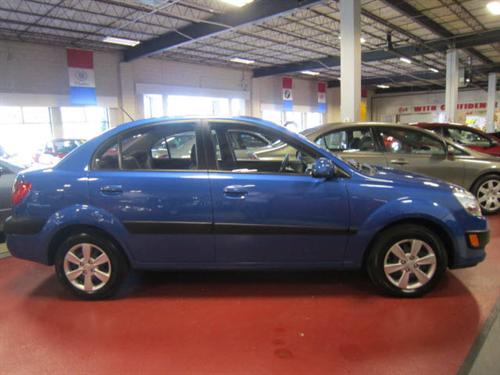 Kia Rio 2009 photo 2