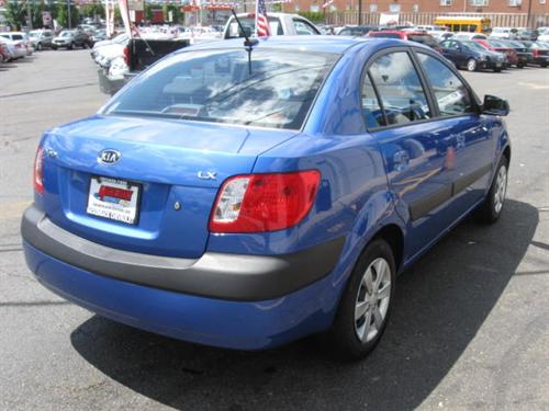 Kia Rio 2009 photo 3