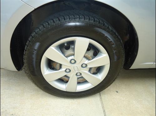 Kia Rio 2009 photo 3